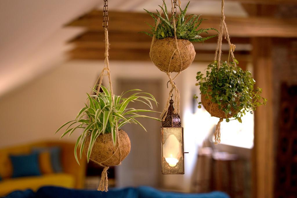 Bohemian Chic 2 Bedroom 2 Bathroom Loft With Hanging Chair * Prague